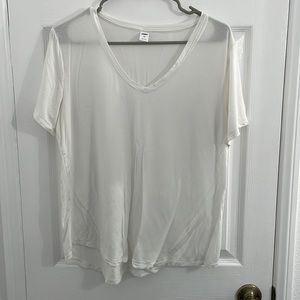 Old Navy Luxe V-Neck Curved Hem Shirt Size Large
